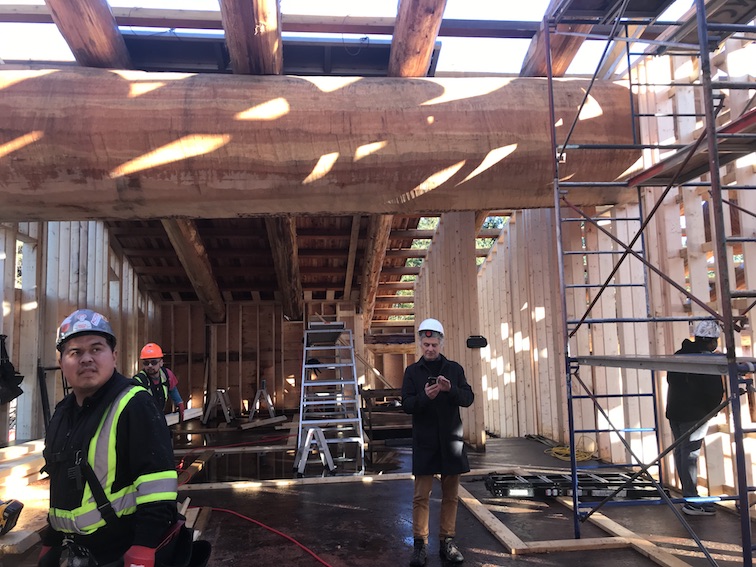 Giant Beam in the Chiefs' Chamber